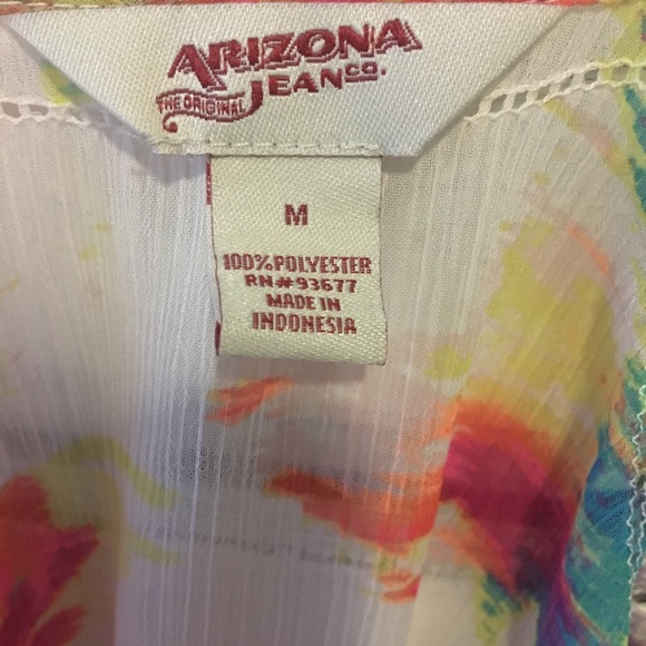 Multicolored tank with buttons. - Picture 3 of 3